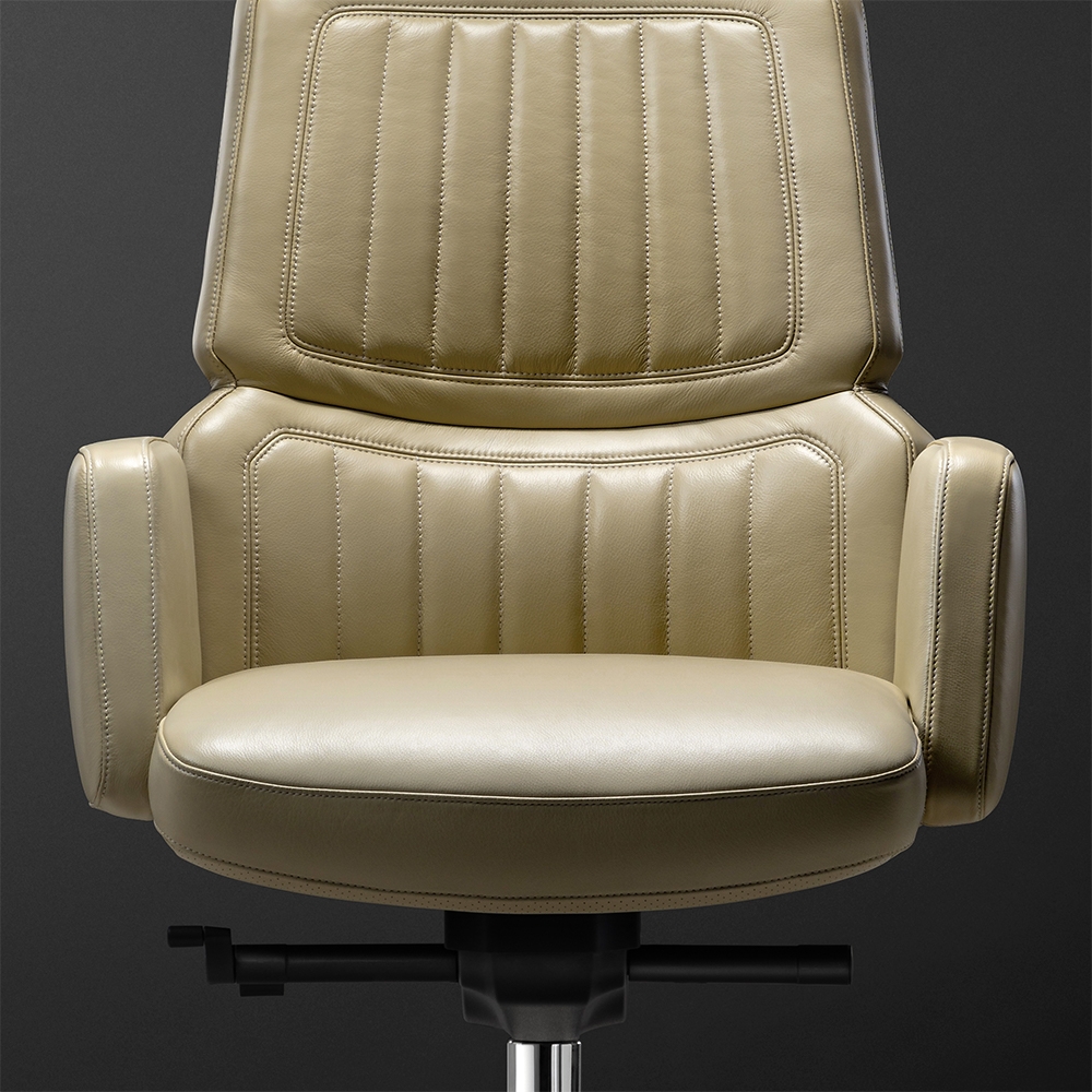 Earl Chair